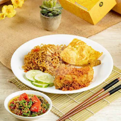 Indomie Ayam Pecak